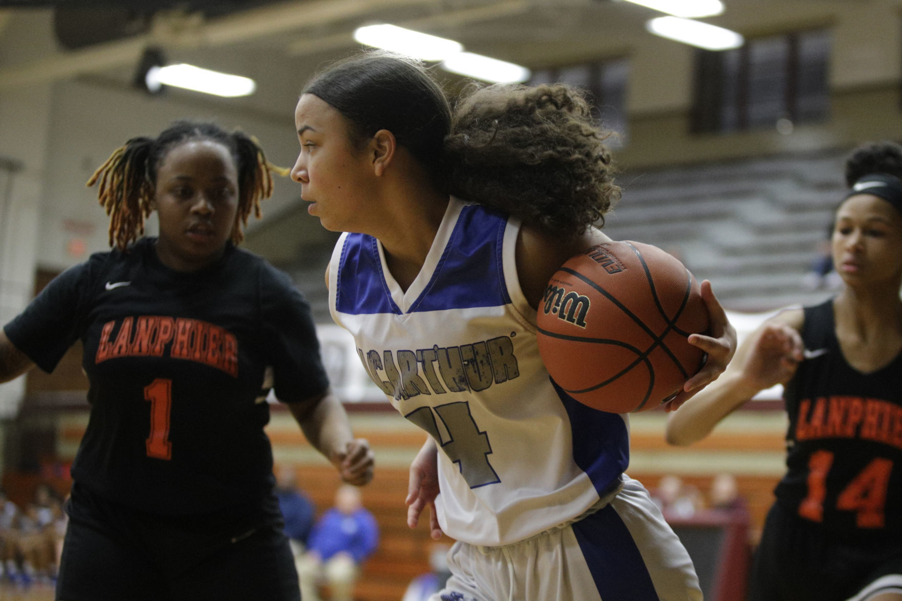 GALLERY-MacArthur-sectional-semis-020-022620.JPG